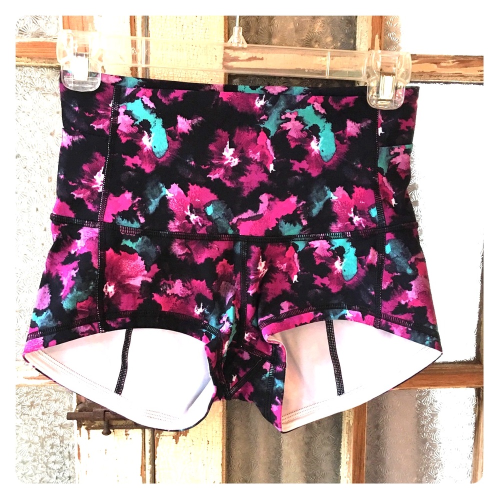 Lululemon shorts, 6